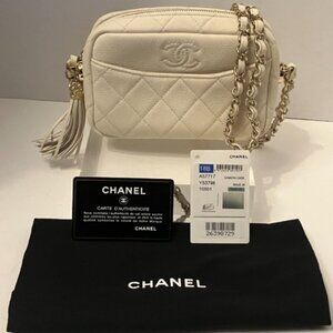 CHANEL 18B Cream Quilted Caviar Camera Case Bag Gold HW A57717 Full Set 26-Serie
